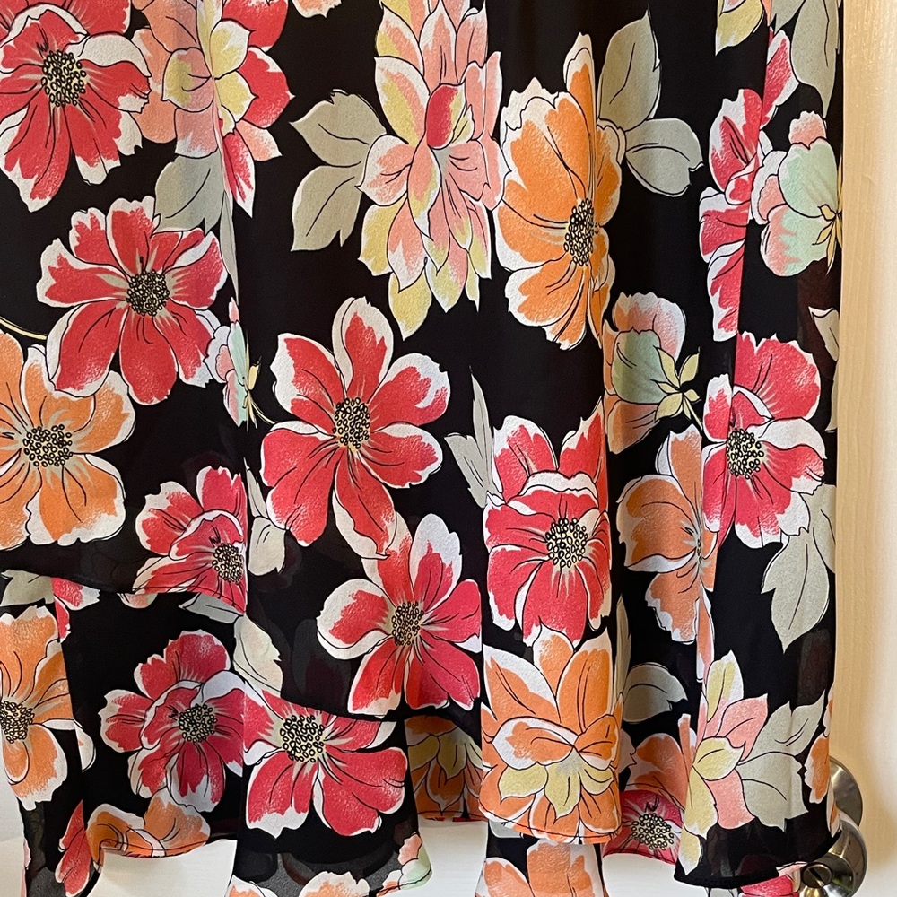 Scarlett Size 6 Floral Sleeveless‎ Dress - Picture 8 of 11